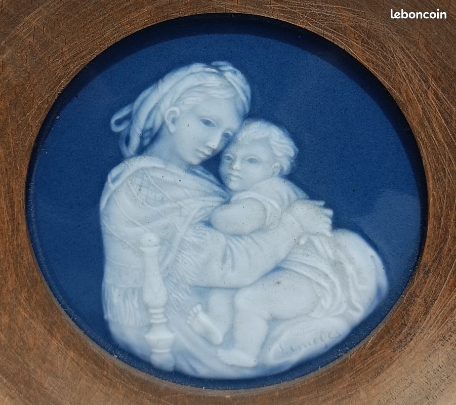 Cadre porcelaine de Limoges émaille bleu blanc - Vierge à l'Enfant (image 2)