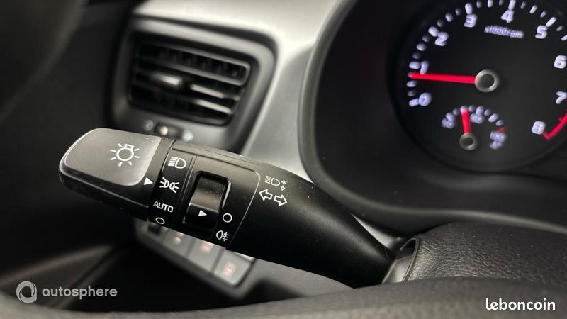 Kia Rio 1.2 DPi 84ch Active (image 23)
