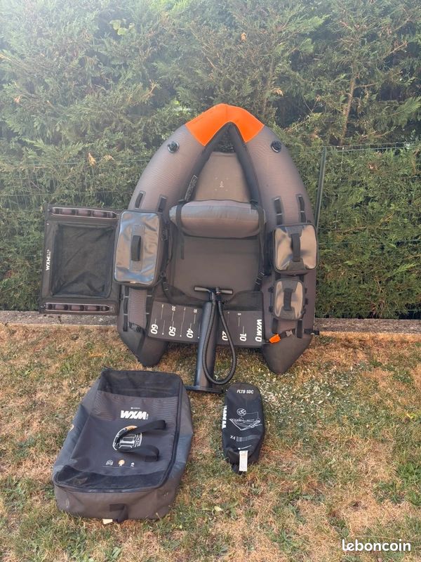 Float tube Caperlan FLTB 5 complet - pompe, rangements, housse (image 1)