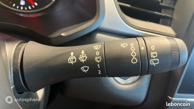 Renault Captur 1.0 TCe 90ch Evolution (image 24)