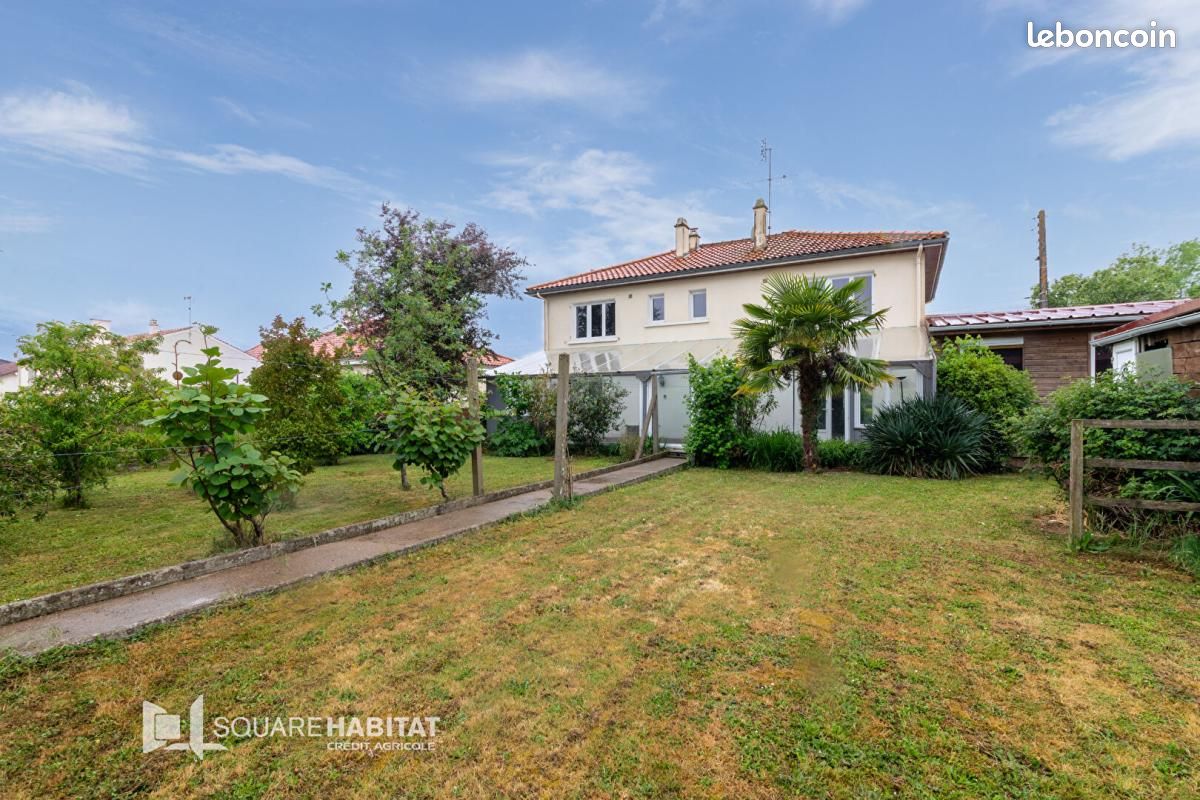Maison 6 pièces 174 m² · à Fontenay-le-Comte · 174 m² · 201 900 €