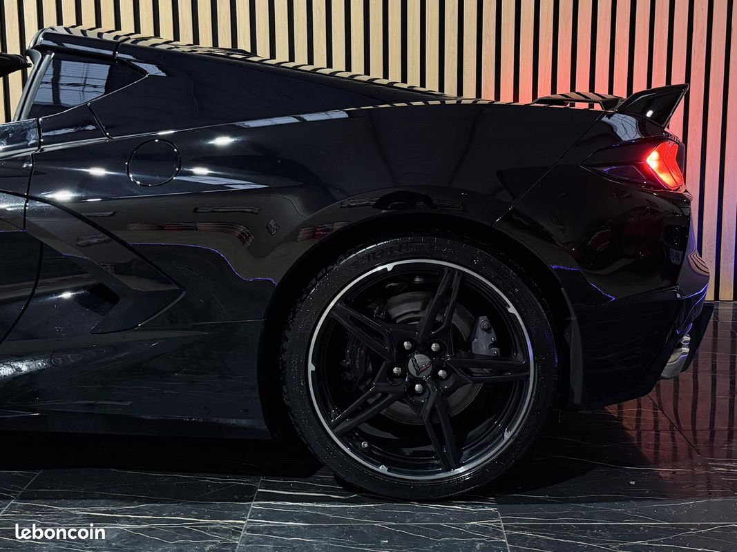 CHEVROLET CORVETTE TARGA 6.2 V8 482 BVA C8 Stingray IMMAT FRANCE 2LT ETAT NEUF 1ERE MAIN RIEN A PREVOIR (image 17)