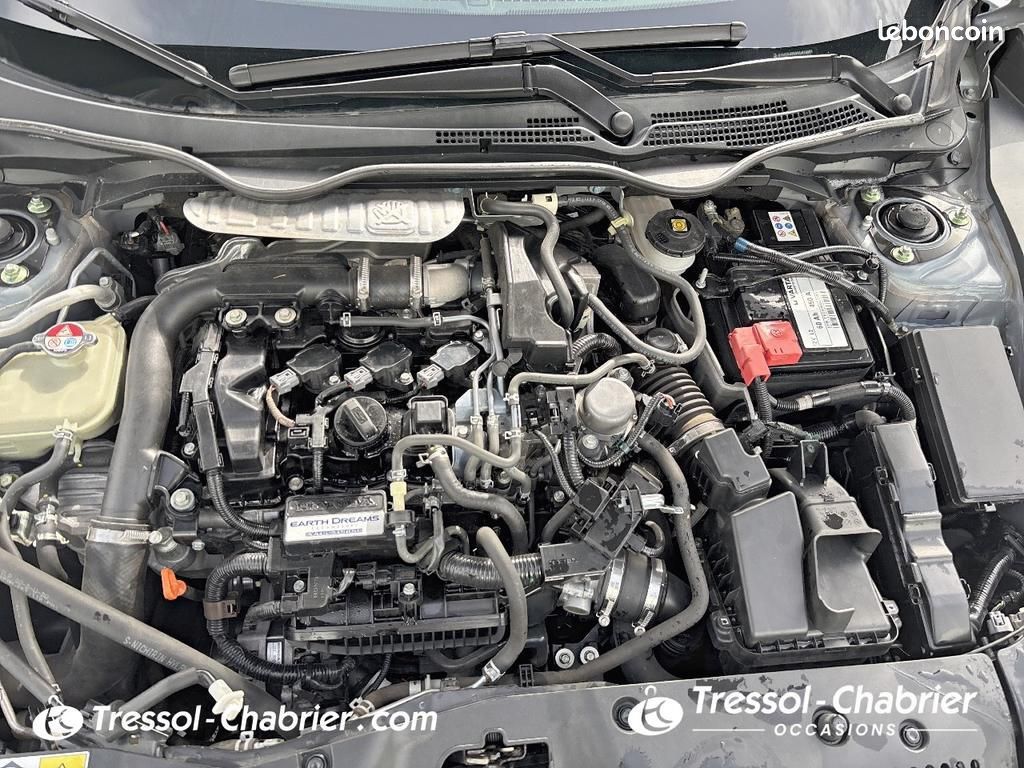 Honda Civic 2017 1.0 i-VTEC 129 Exclusive CVT (image 7)