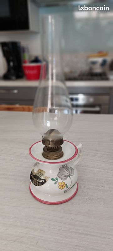Petite lampe petrole (image 1)