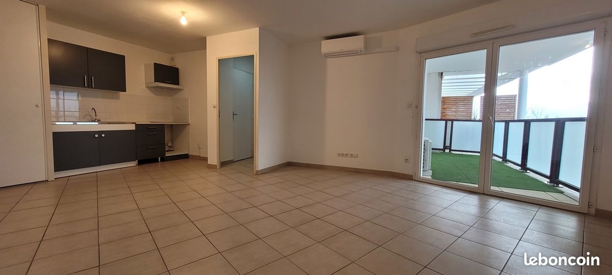 Appartement 2 pièces 50 m² · à Saint-Martin-de-Crau · 50 m² · 695 €