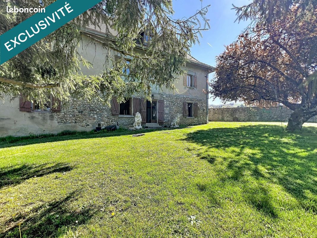 Maison 8 pièces 280 m² · à Saint-Ondras · 280 m² · 389 000 €