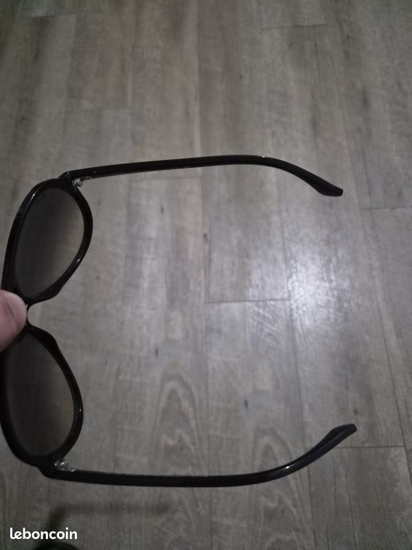 Lunettes de soleil Ray-Ban RB4125 Cats 5000 – Femme – Excellent état (image 3)