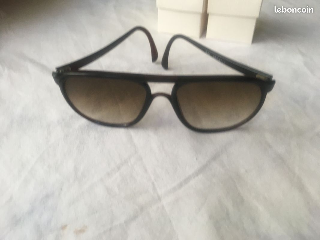 Lunettes soleil . Verres fumés marron (image 2)