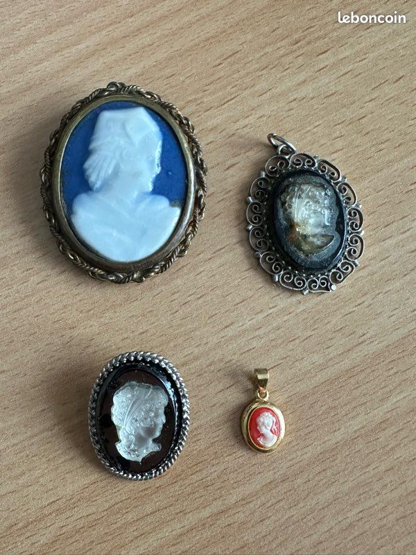 Pendentif Art déco ancien camée d'agate en verre dépoli et argent