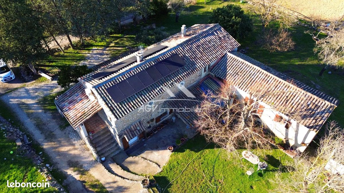 Maison 10 pièces 146 m² · à Les Mages · 146 m² · 249 000 €