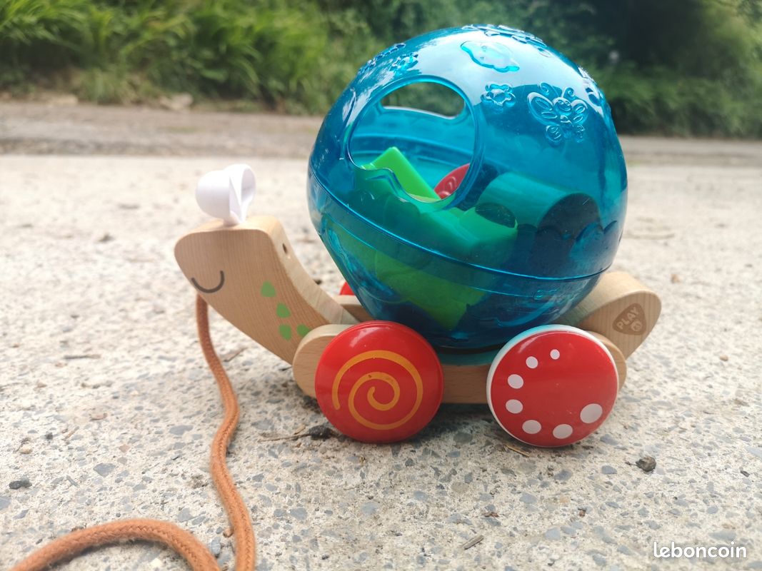 Jouet en bois à tirer avec ficelle, boule forme à encastrer, Escargot (image 2)