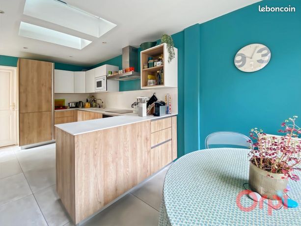 Maison 7 pièces 140 m² — 8