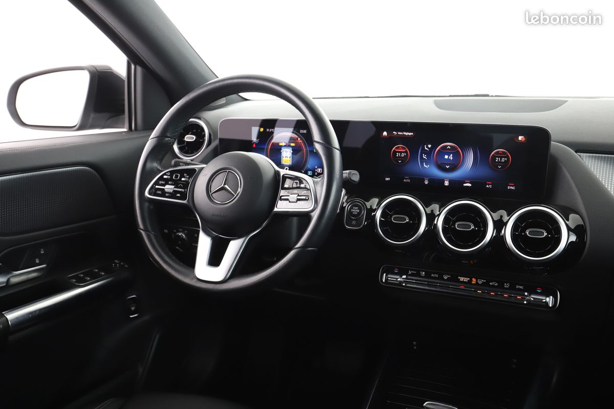 Mercedes-Benz GLA 200 d Progressive Line DCT 150 ch (image 7)