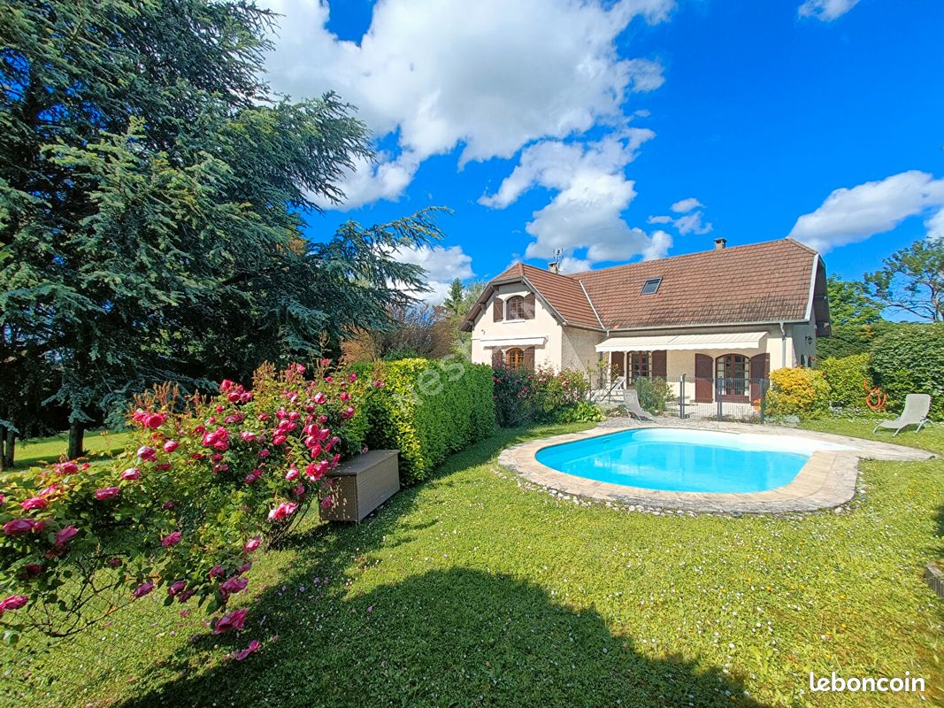 Maison 6 pièces 178 m² · à Valencin · 178 m² · 549 000 €