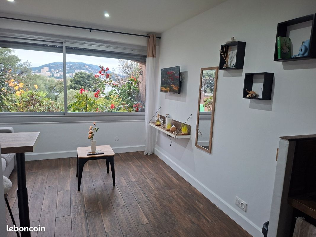 Appartement 1 pièce 21 m² · à Ajaccio · 21 m² · 680 €