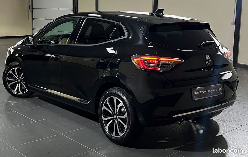 Renault Clio 1.0 TCE 90 TECHNO 15.990 HT PRIX SPECIAL VENTE EXPORT ALGERIE/TUNISIE (image 7)