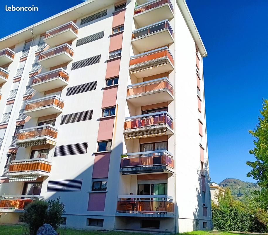 Appartement 2 pièces 44 m² · à Cluses · 44 m² · 90 000 €