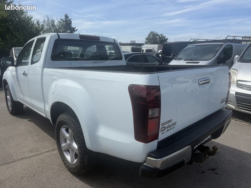 Isuzu D-MAX 2.5 TD 163 SPACE SOLAR A/C 4X4 (image 5)