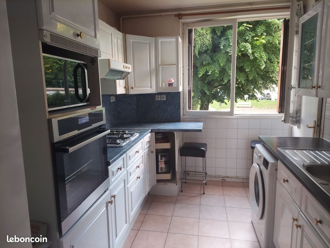 Appartement 5 pièces 82 m² · à Épinay-sur-Seine · 82 m² · 230 000 €