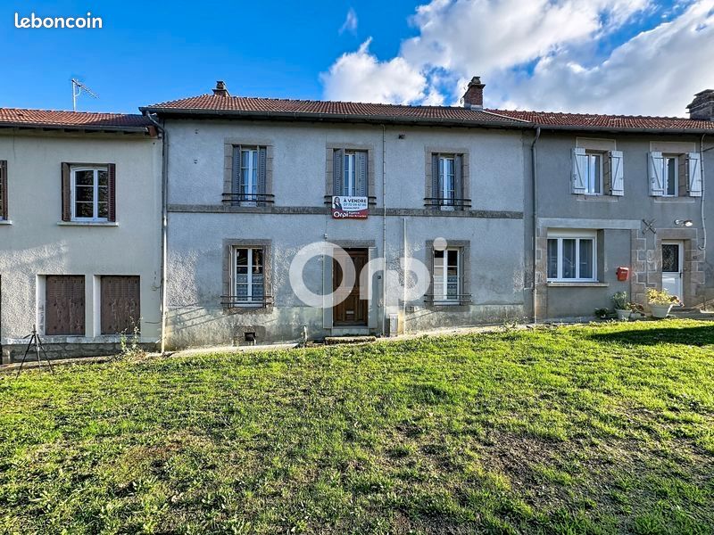 Maison 3 pièces 93 m² · à La Jonchère-Saint-Maurice · 93 m² · 59 900 €