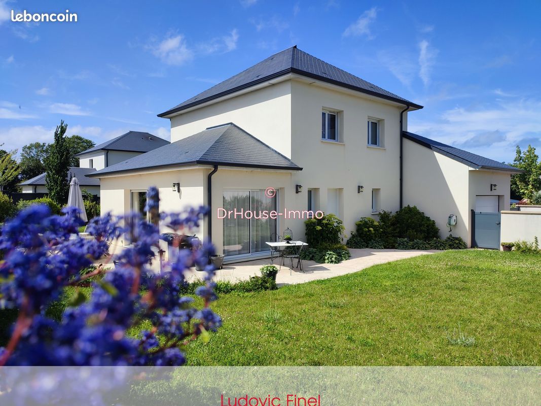 Maison 7 pièces 136 m² · à Reviers · 136 m² · 438 000 €
