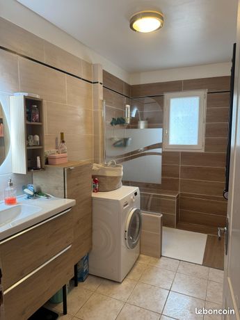Maison avec studio indépendant et jardin arboré Saint-Mitre 600m2 — 8
