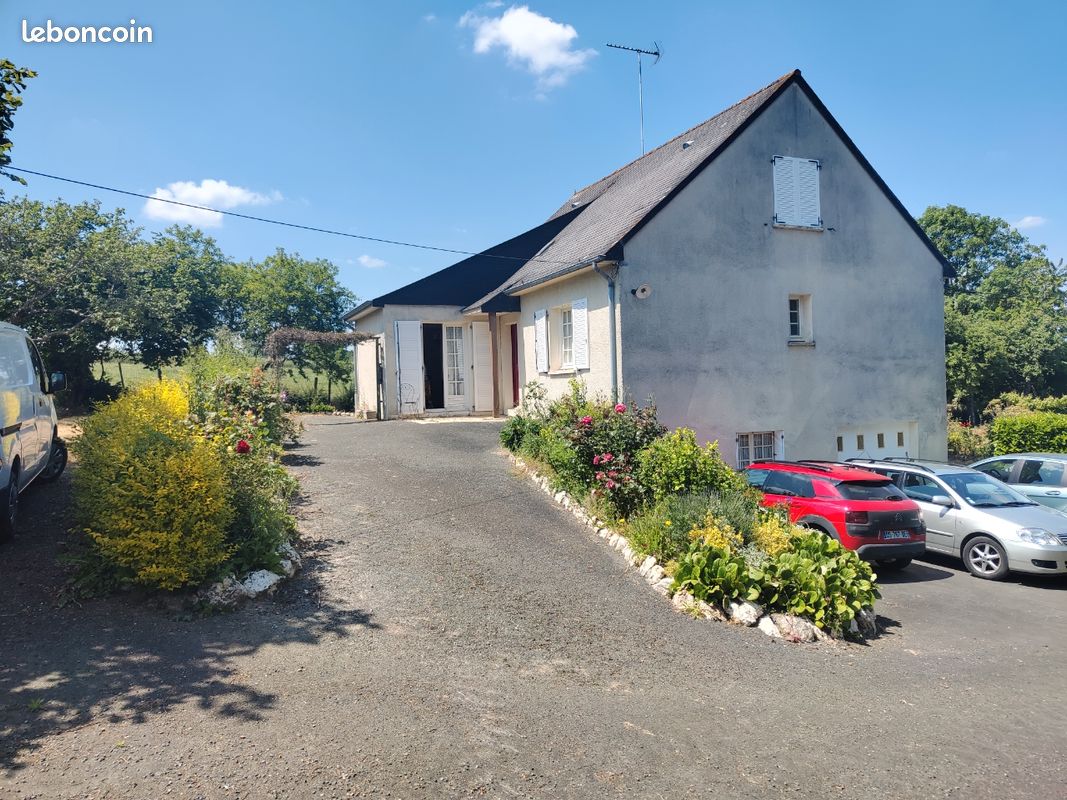 Maison 5 pièces 120 m² · à Ombrée d'Anjou · 120 m² · 160 000 €