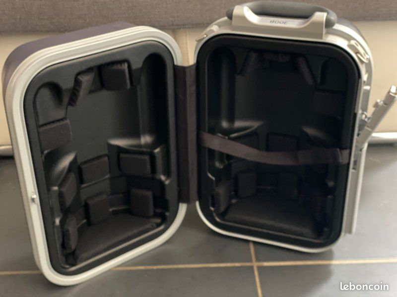 Canon Case 300B (image 3)