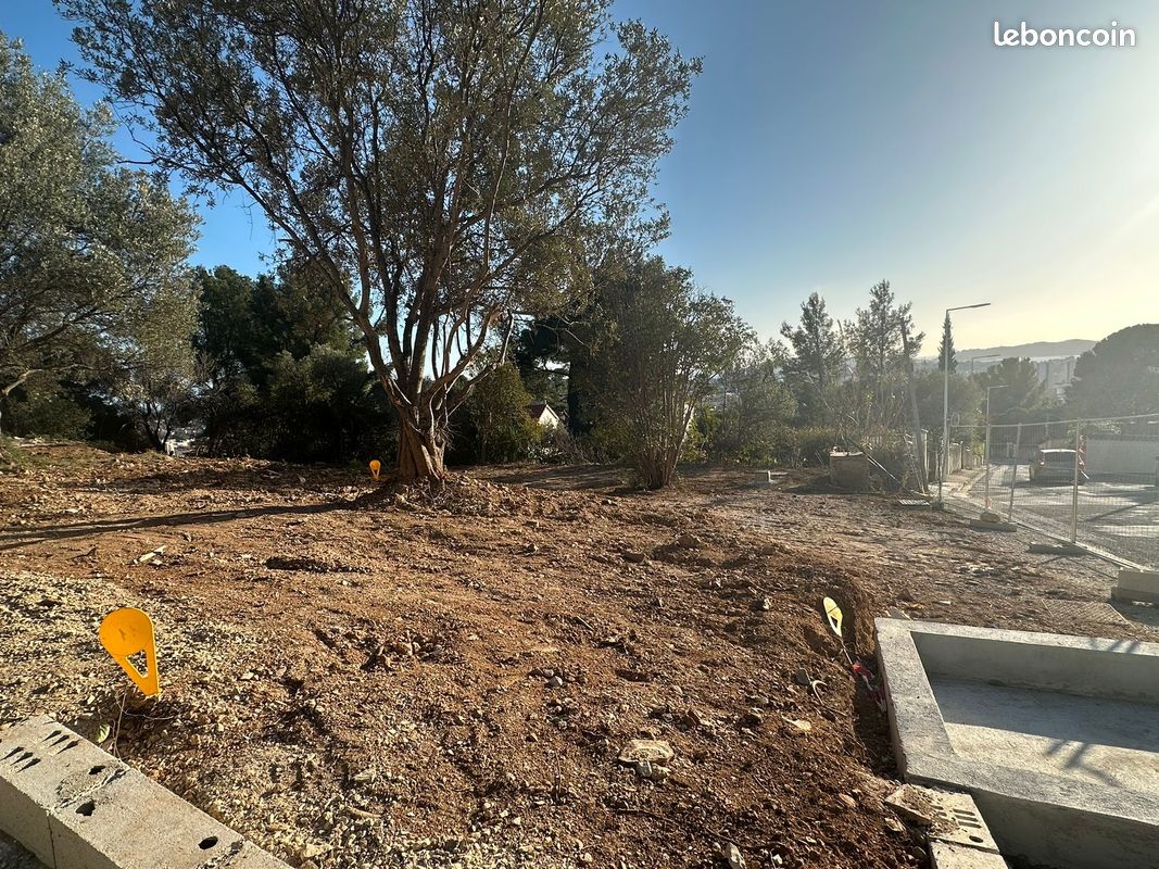Terrain 543 m² · à Toulon · 543 m² · 369 000 €