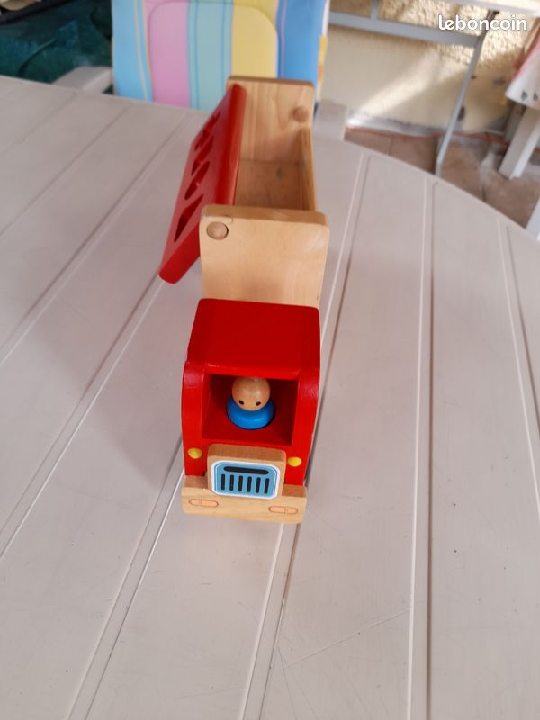 Camion bois enfant (image 2)
