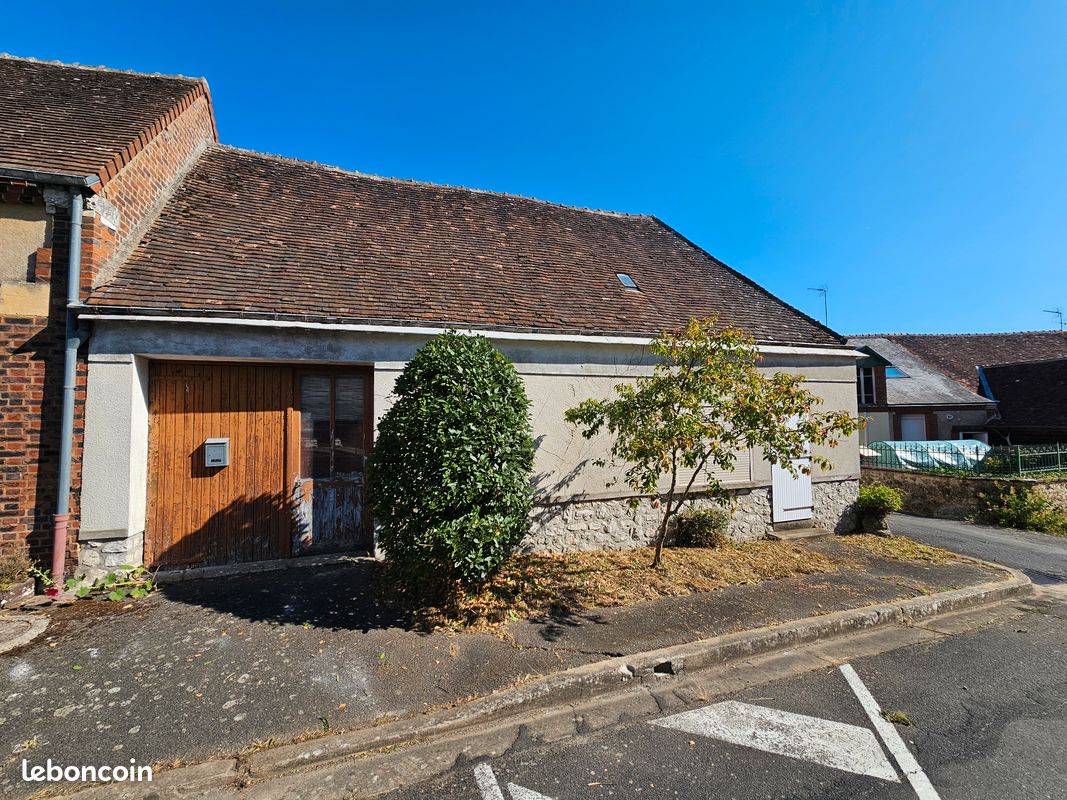Maison 1 pièce 73 m² · à Danzé · 73 m² · 45 000 €