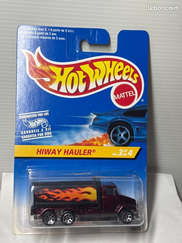 Hot Wheels Monster Trucks Camion Rhino, Transporteur Pour 12 Monster