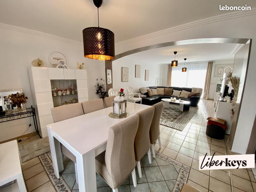 Maison 8 pièces 195 m² · à Drancy · 195 m² · 465 000 €