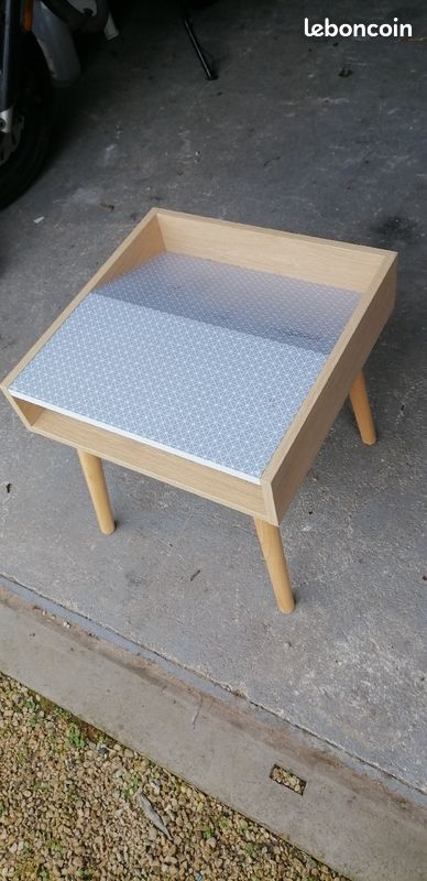 Petite table de salon (image 1)