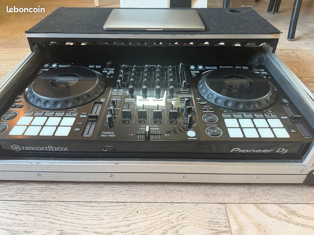 Pioneer DDJ 1000 + Flight case (image 2)