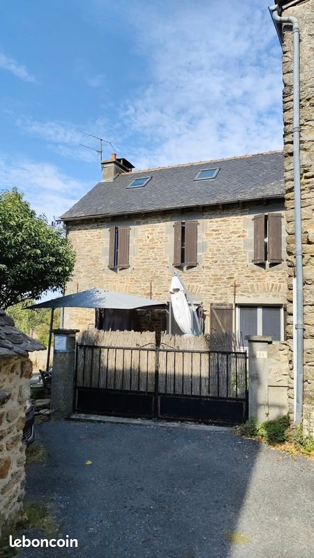 Maison 5 pièces 110 m² · à Salmiech · 110 m² · 140 000 €