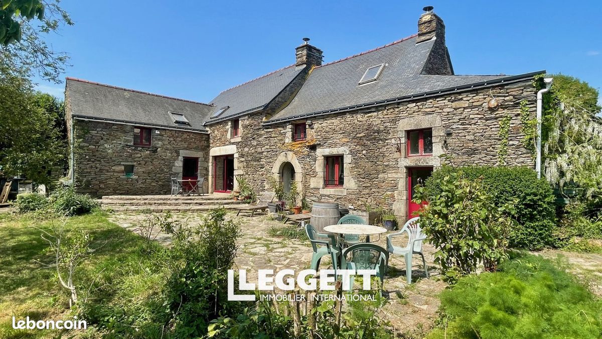 Maison 6 pièces 150 m² · à Sérent · 150 m² · 270 100 €