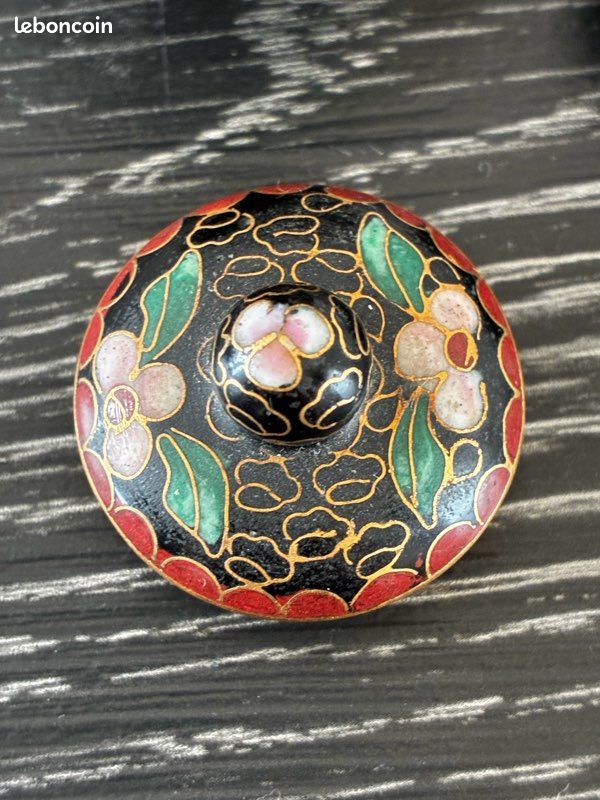 Un petit pot en émail cloisonné Chinois artisanat traditionnel vintage au milieu du XXe siècle décoration (image 7)