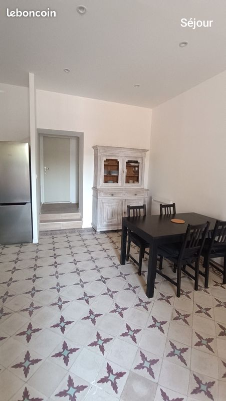 Appartement 4 pièces 130 m² · à Nîmes · 130 m² · 1 080 €/mois