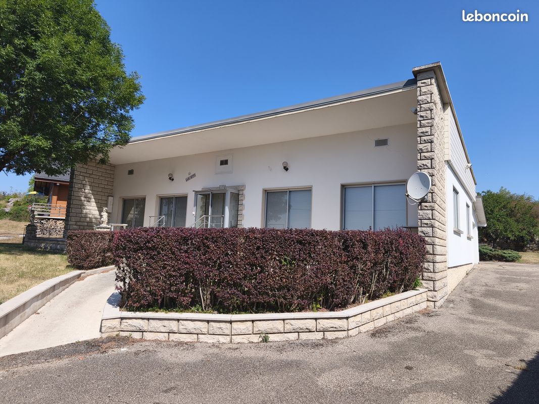 Maison 5 pièces 120 m² · à Champdor-Corcelles · 120 m² · 226 000 €