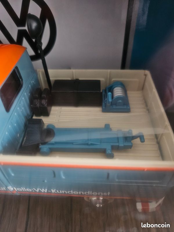VW TYPE 2 T1 SERVICE PICK UP GULF BLUE/ORANGE 1:24 MotorMax Auto
