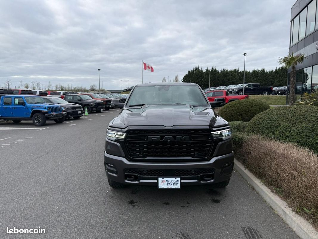 Dodge ram 1500 crew limited night edition rambox (image 11)