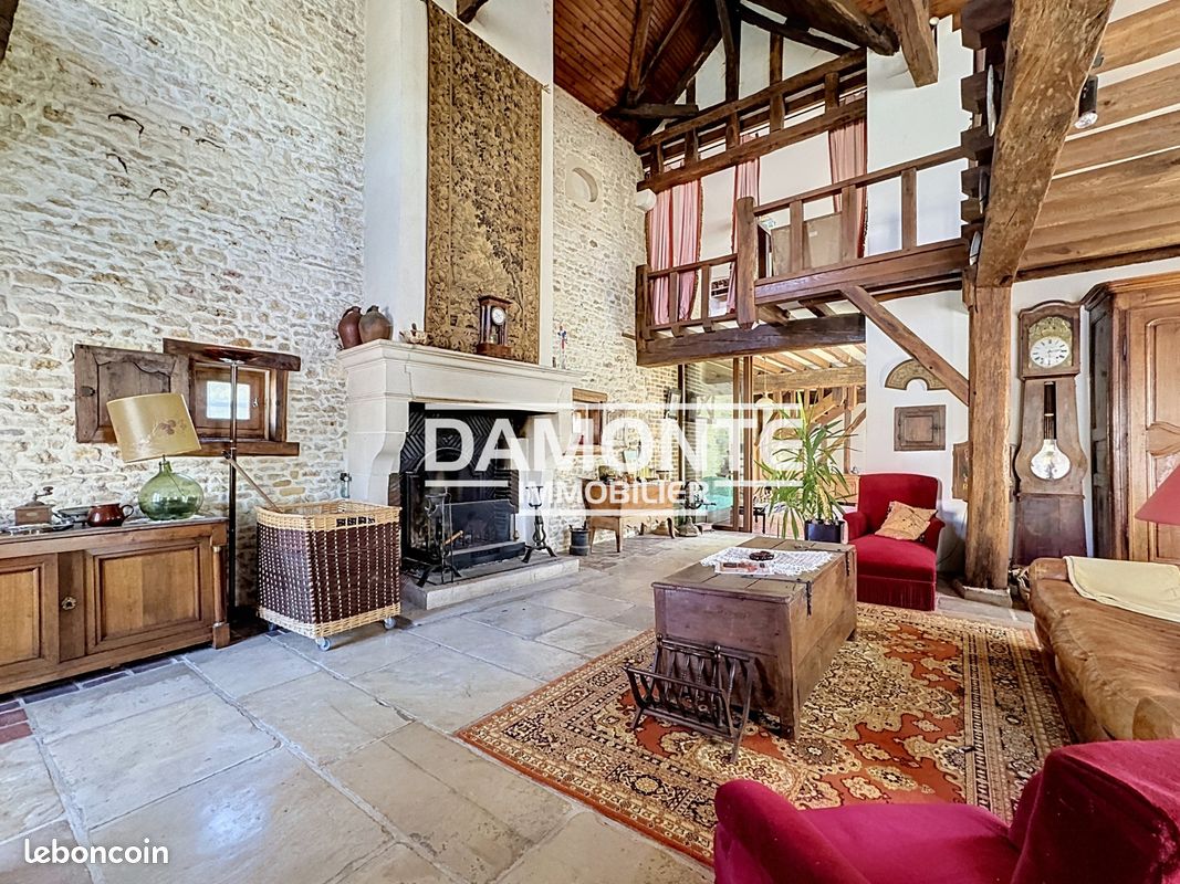 Maison 12 pièces 350 m² · à Beurey · 350 m² · 239 000 €