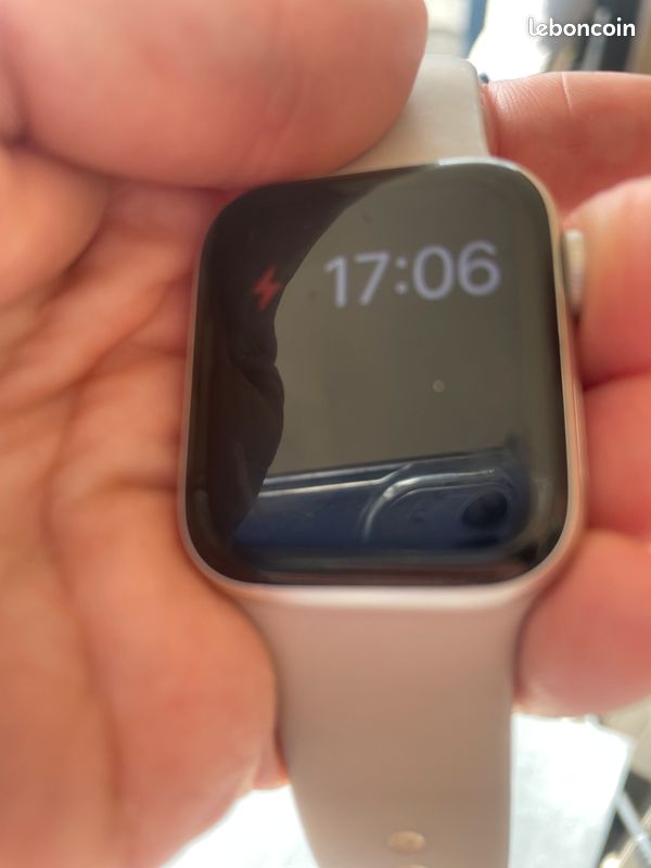 Apple Watch SE gps (image 1)