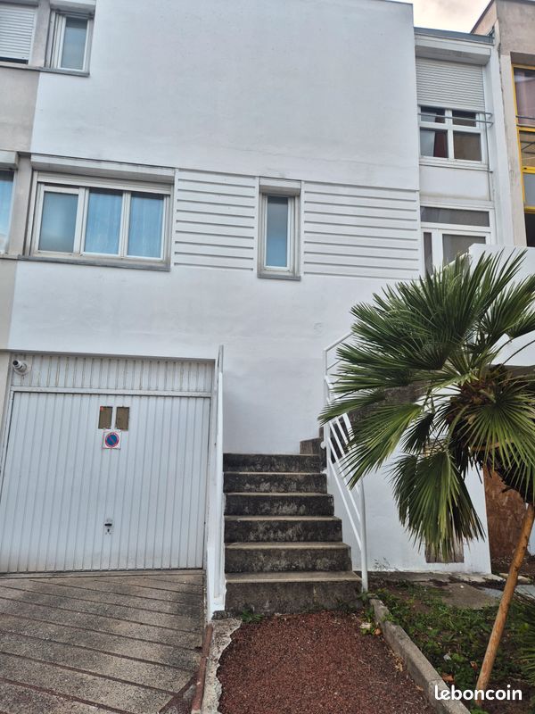 Maison 4 pièces 100 m² · à Rochefort · 100 m² · 1 180 €/mois