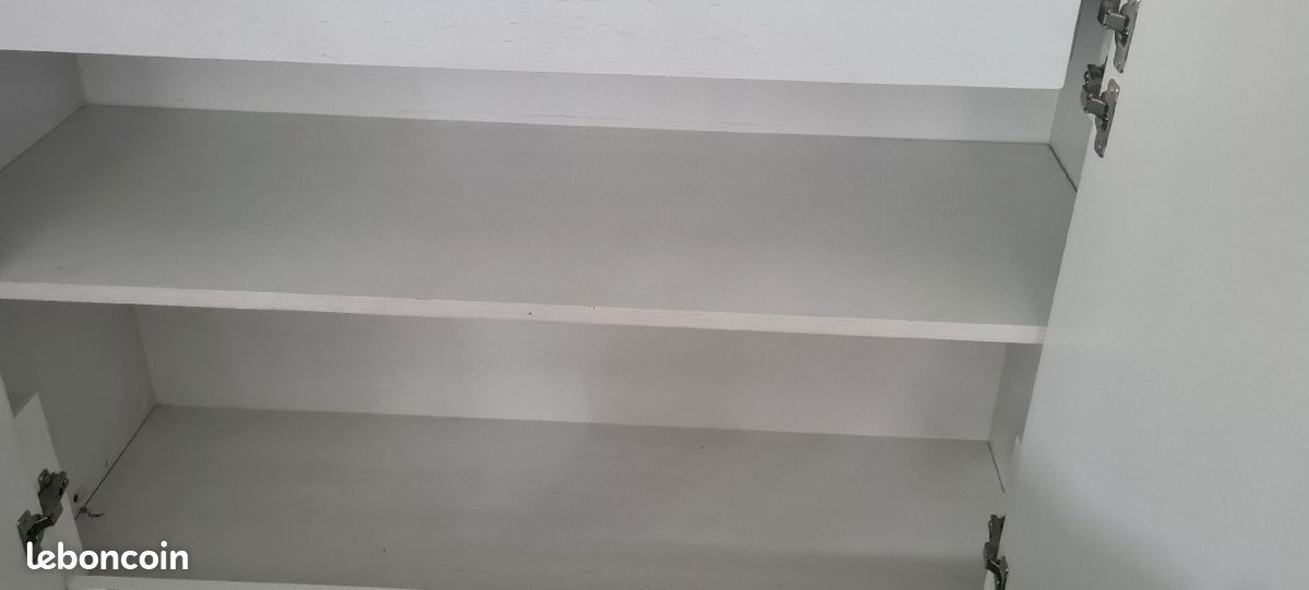 Meuble blanc (image 2)
