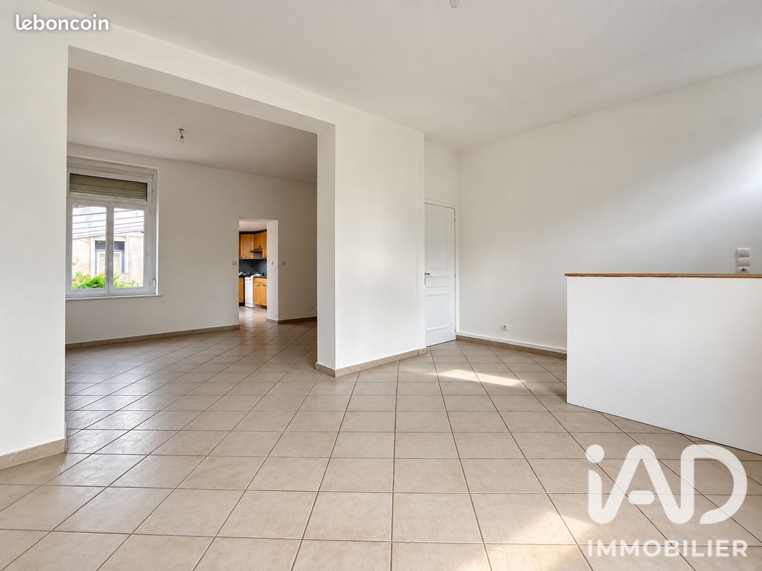 Maison 3 pièces 82 m² · à Coutiches · 82 m² · 199 900 €