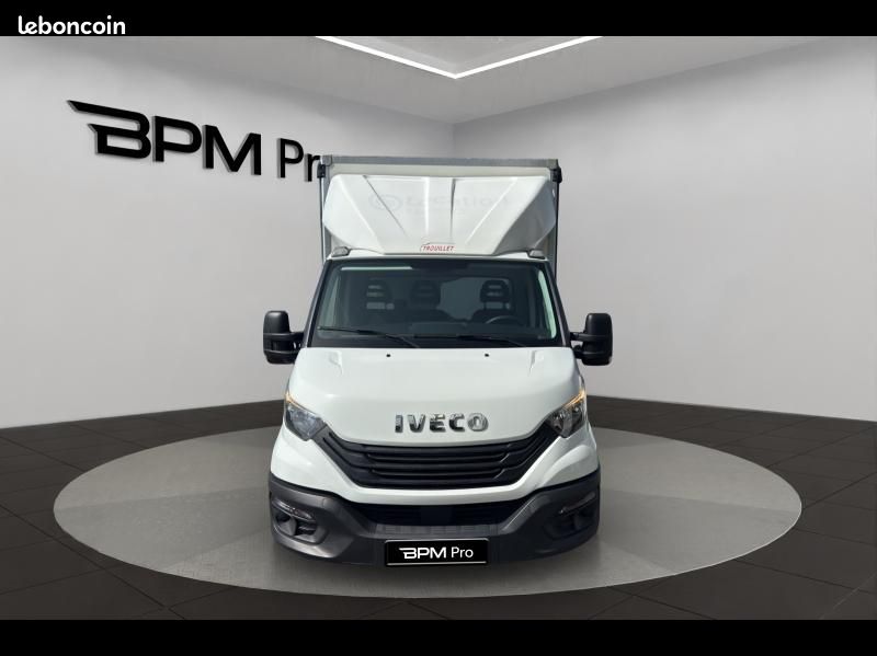 Iveco Daily CCb 35C16 / 3.0 160CH / CAISSE PLSC + HAYON / 2023 (image 2)
