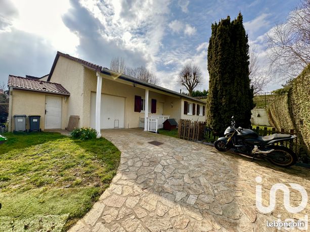 Propriété 5 pièces 102 m²