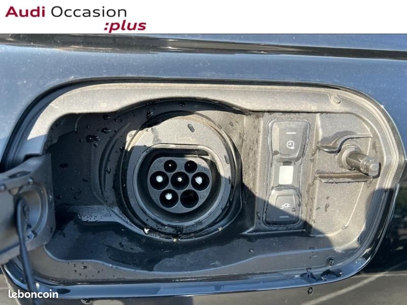 Audi A6 Avant 50 TFSI e 299ch S line quattro S tronic 7 (image 16)